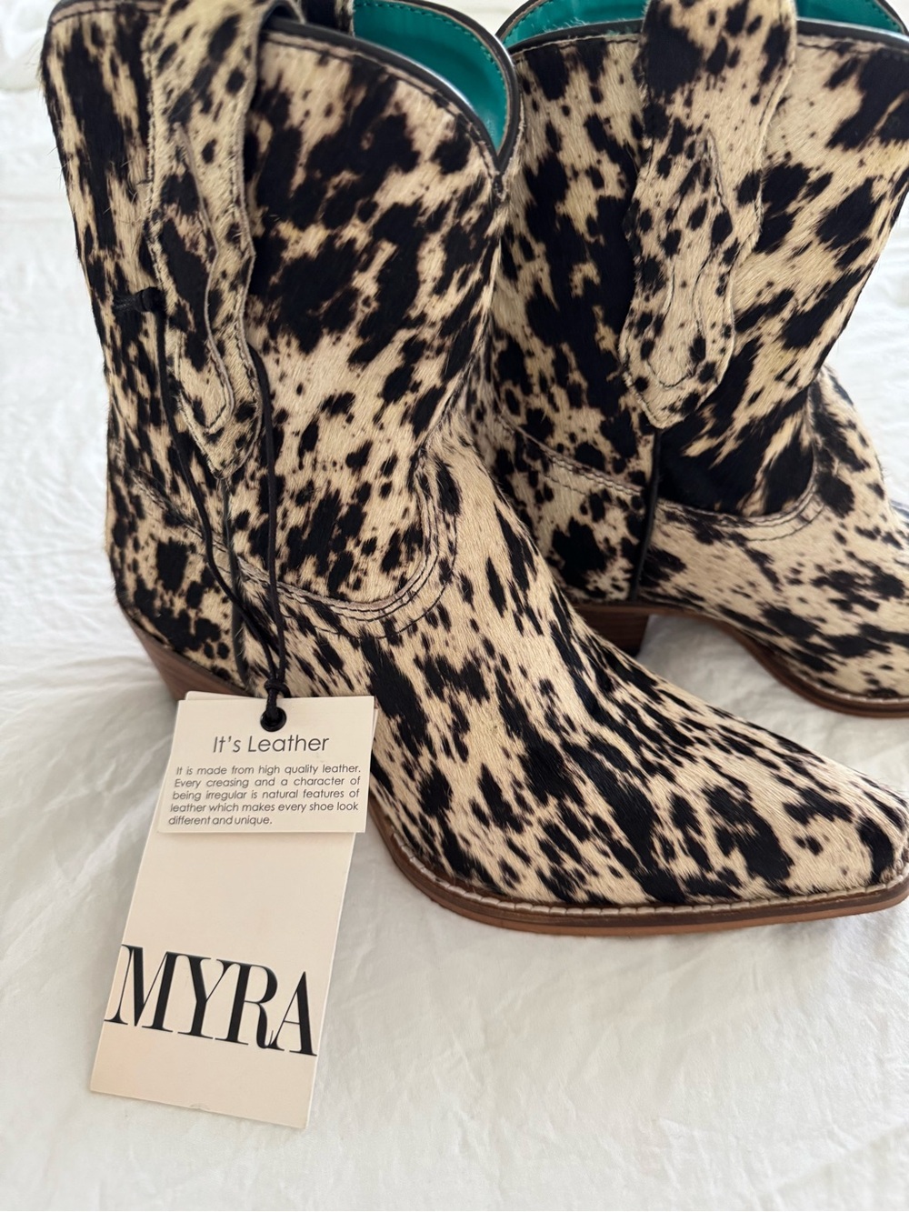 NWT MYRA Cow Bow Western Hairon Leather Booties - Picture 3 of 11